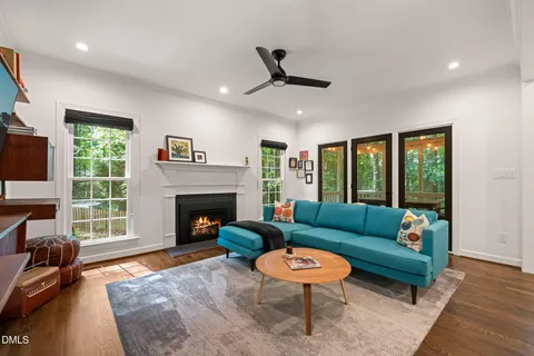$899,900 | 102 Ormsby Court, Cary, NC 27519