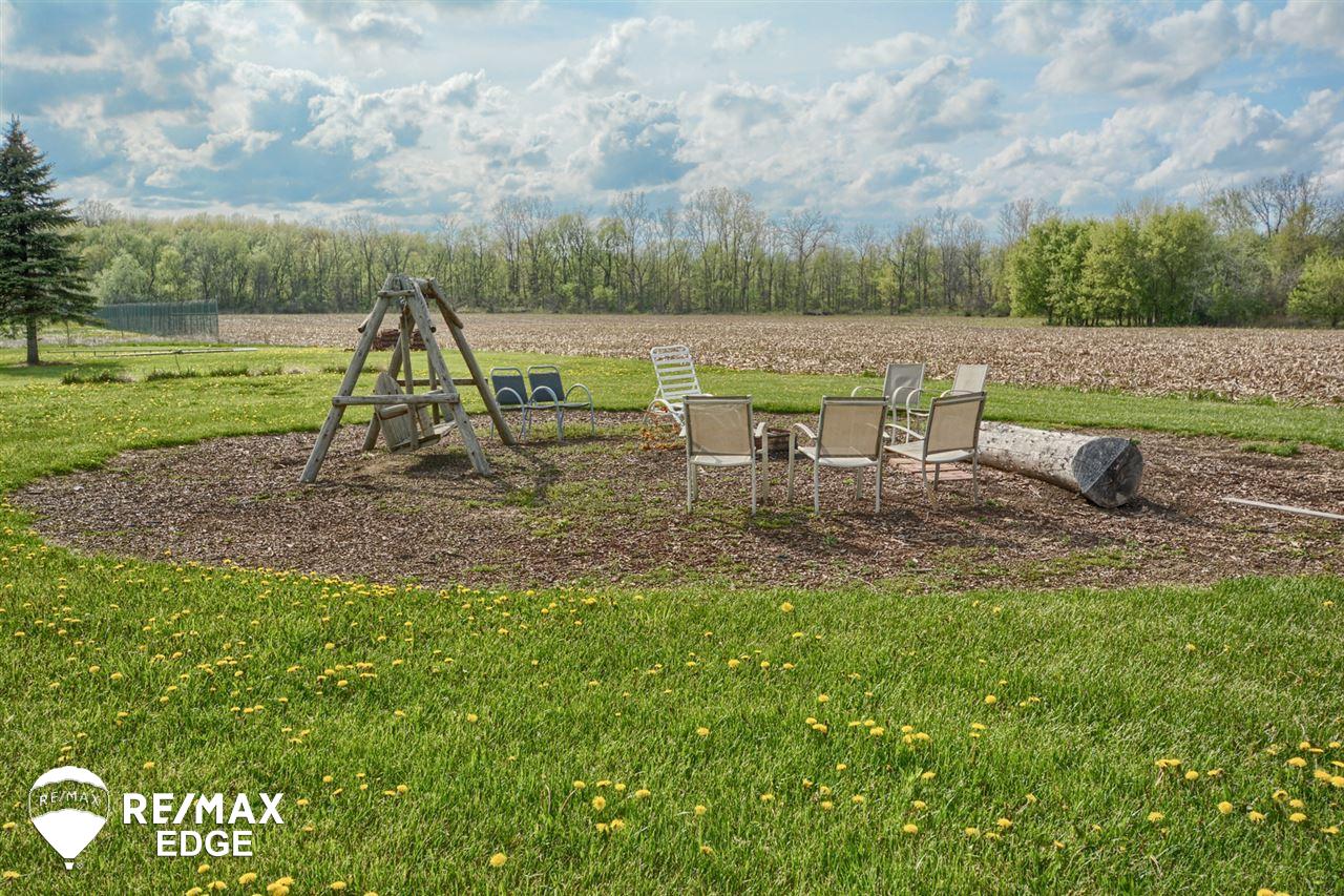 3385 North Henderson Road Davison, MI 48423 - Photo 44 of 44 21448872-43.JPG