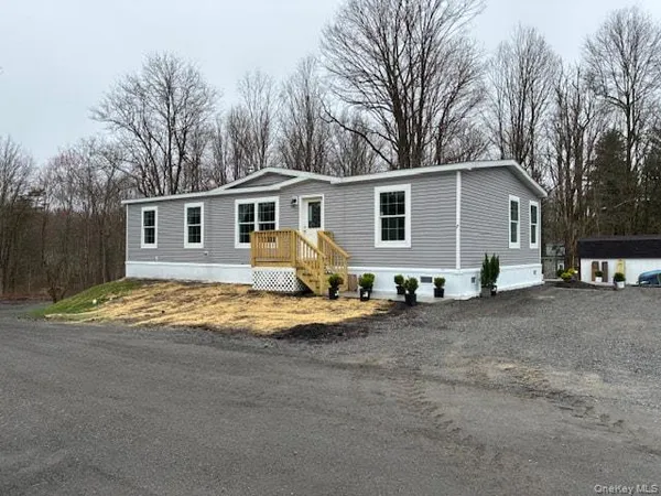 $259,900 | 1450 Highway 376, Unit 7, Wappingers Falls, NY 12590