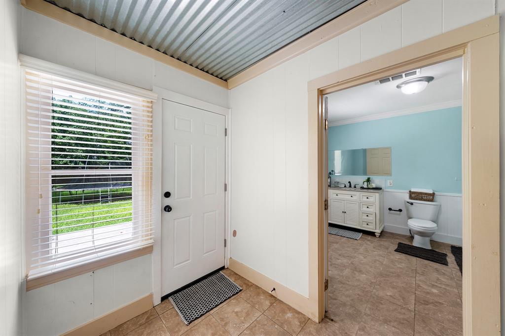 1301 Locust Street Commerce, TX 75428 - Photo 23 of 28