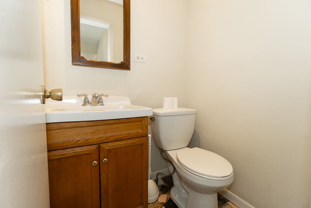 4-n036 Wooddale Road Addison, IL 60101 - Photo 8 of 20