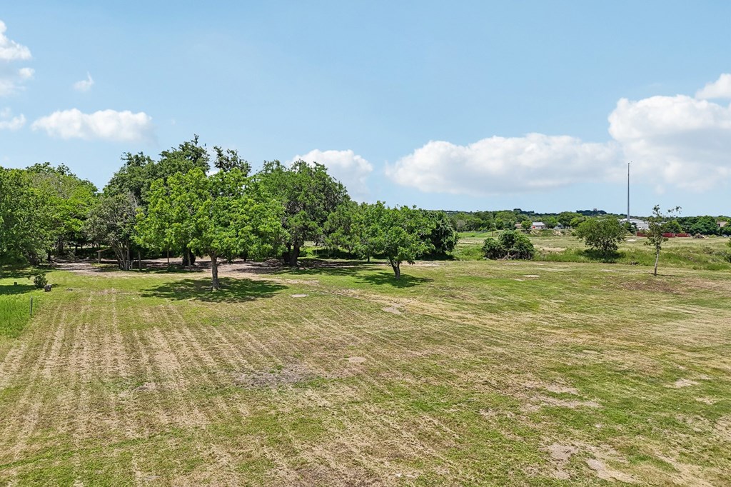 129 Old Ingram Loop Ingram, TX 78025 - Photo 6 of 26