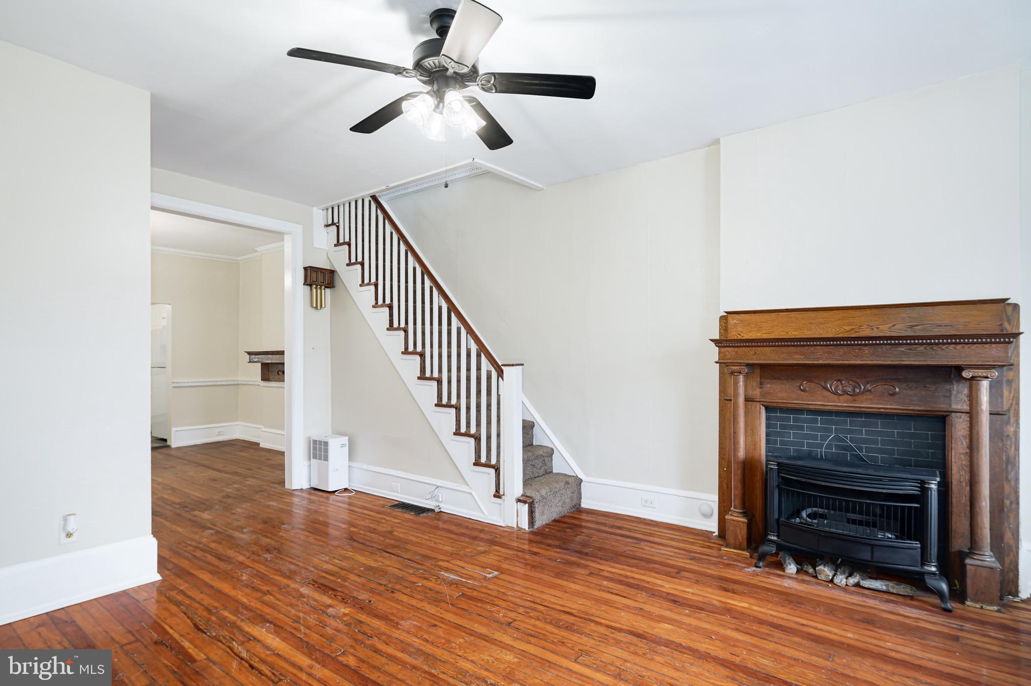 4823 Ridge Avenue Philadelphia, PA 19129 - Photo 4 of 25 Gallery Image 4