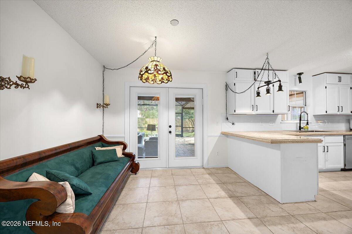 10954 Heathfield Road Jacksonville, FL 32225 - Photo 11 of 32 11-Kitchen Dining