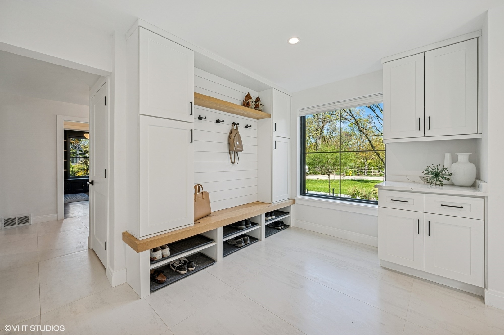 1933 Ridgewood Lane West Glenview, IL 60025 - Photo 20 of 42