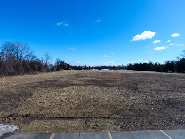 $700,000 | 1403 Catherine McAuley Drive, Port Huron, MI 48060