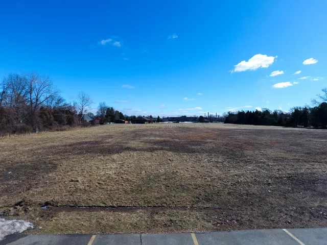 $700,000 | 1403 Catherine McAuley Drive, Port Huron, MI 48060