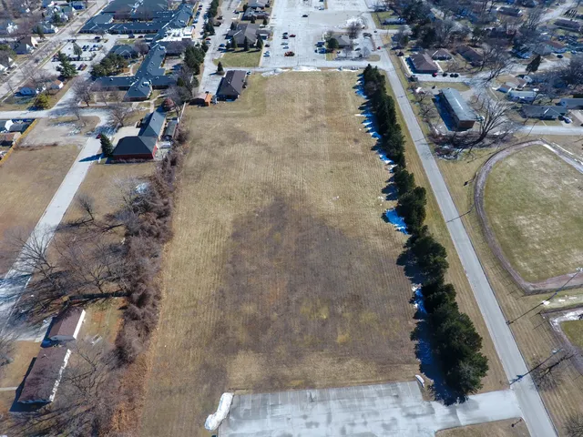 $700,000 | 1403 Catherine McAuley Drive, Port Huron, MI 48060