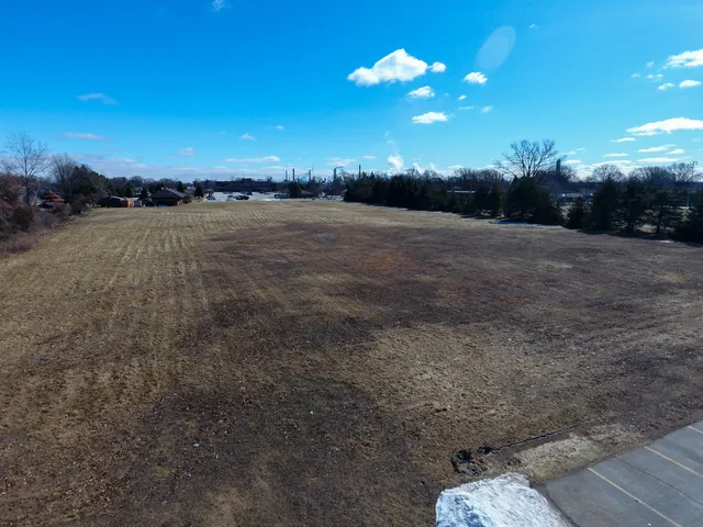 $700,000 | 1403 Catherine McAuley Drive, Port Huron, MI 48060