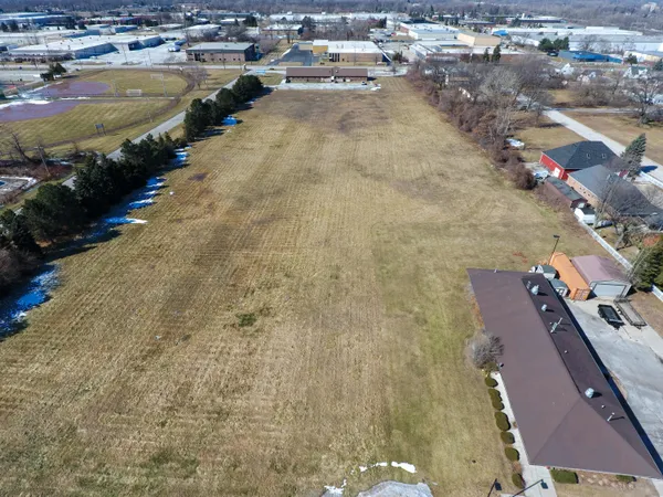 $700,000 | 1403 Catherine McAuley Drive, Port Huron, MI 48060