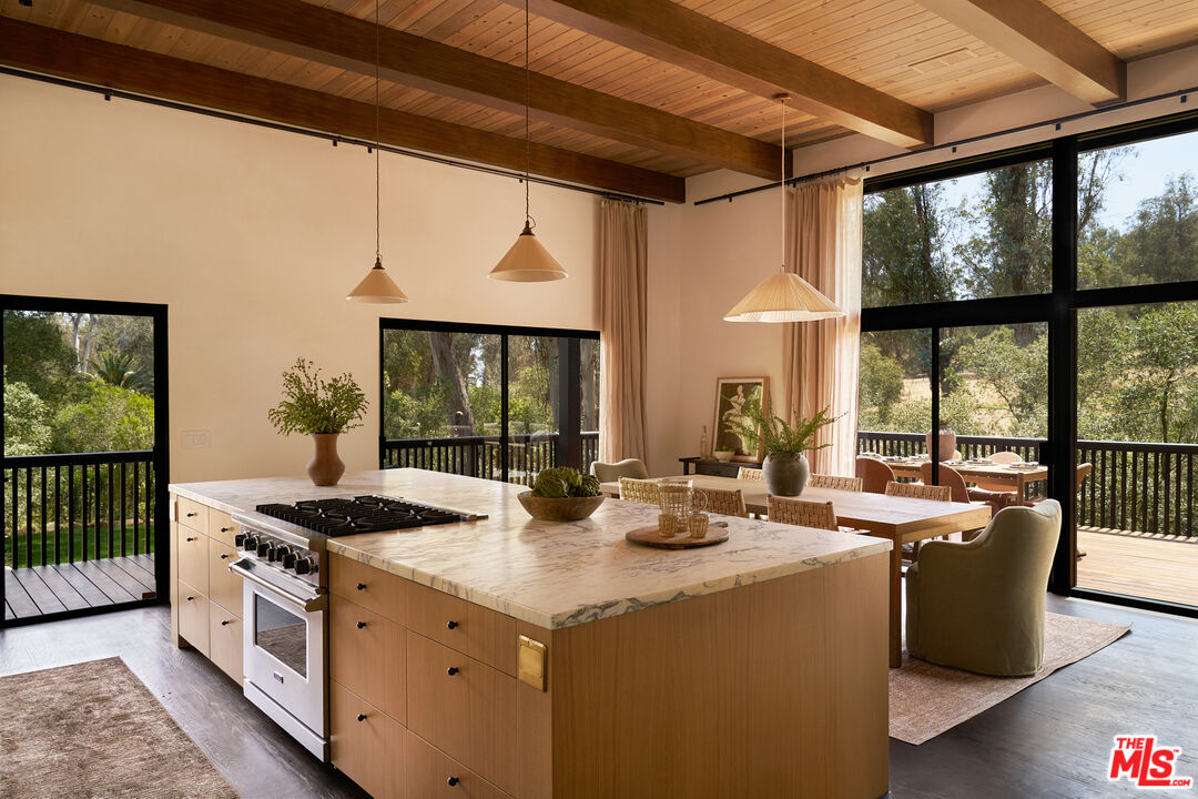 921 El Rancho Road Santa Barbara, CA 93108 - Photo 5 of 33