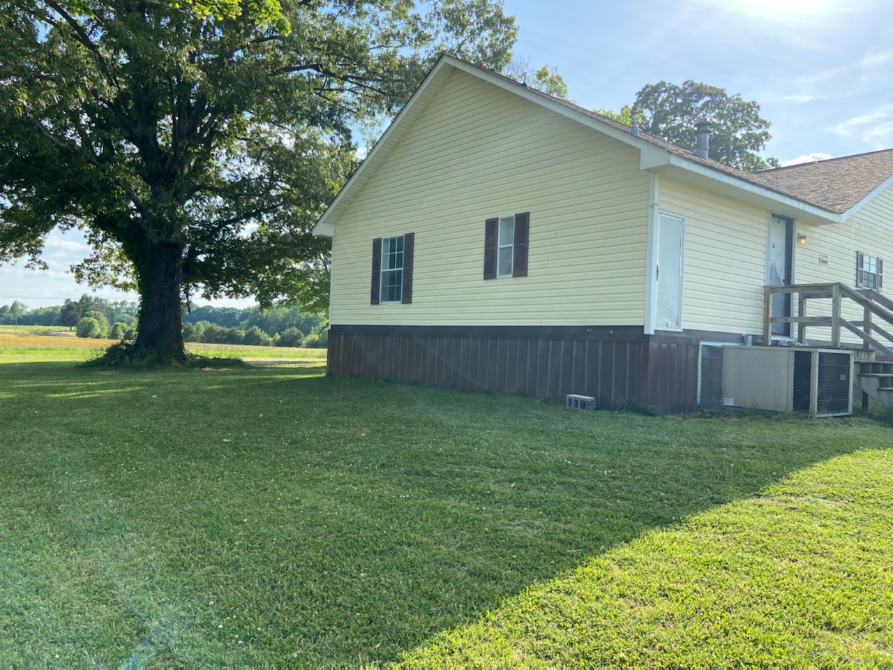 2405 Neal Road Belvidere, TN 37306 - Photo 4 of 21 Gallery Image 4