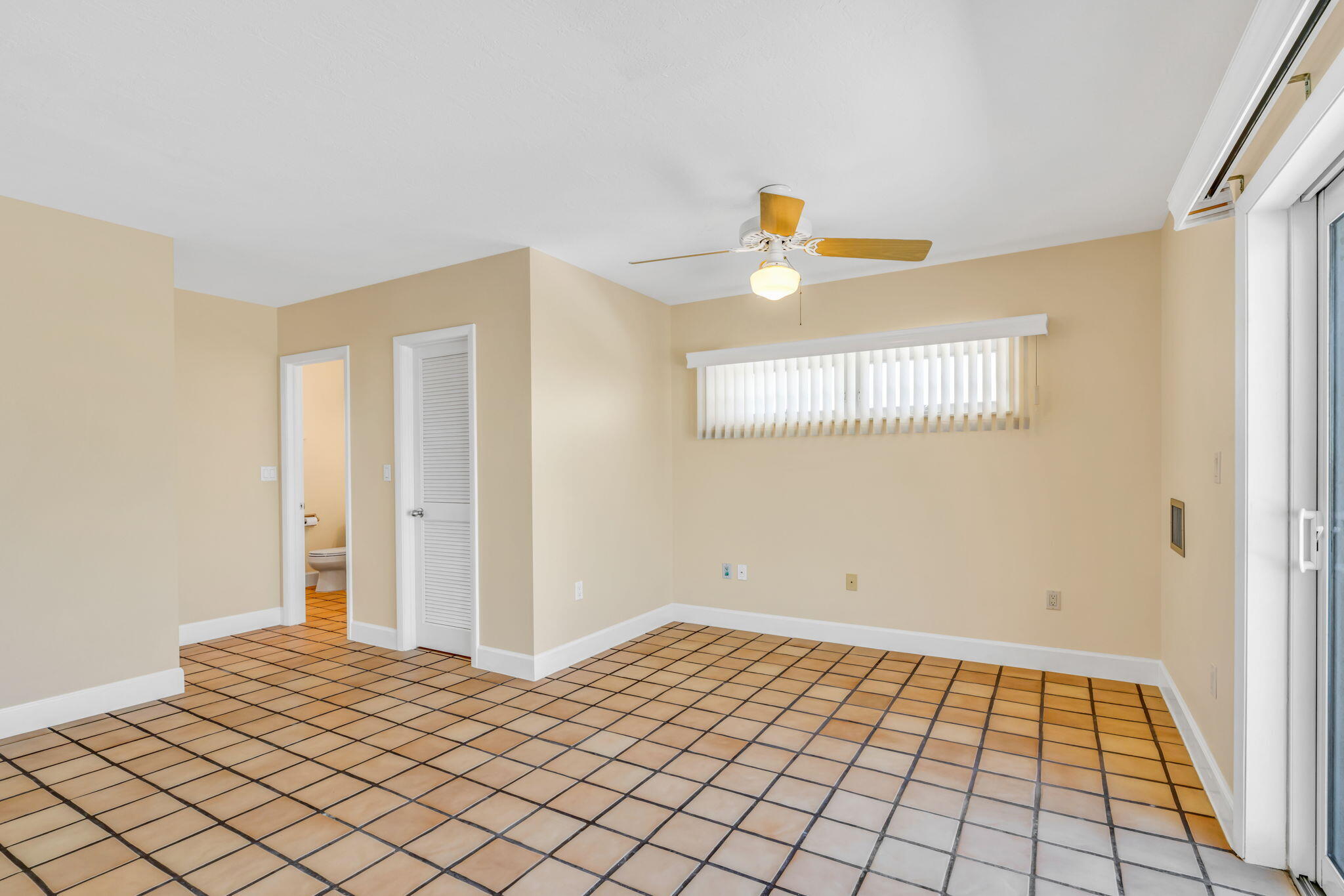 28573 Le Grand Road Summerland Key, FL 33042 - Photo 20 of 41 Upstairs Bedroom