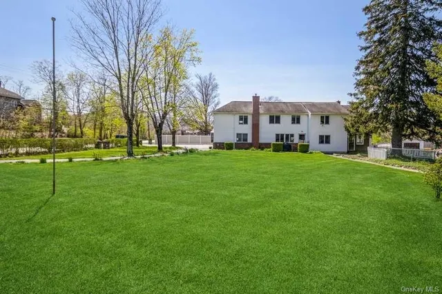 $1,200,000 | 127133 Old Route 9, Fishkill, NY 12524