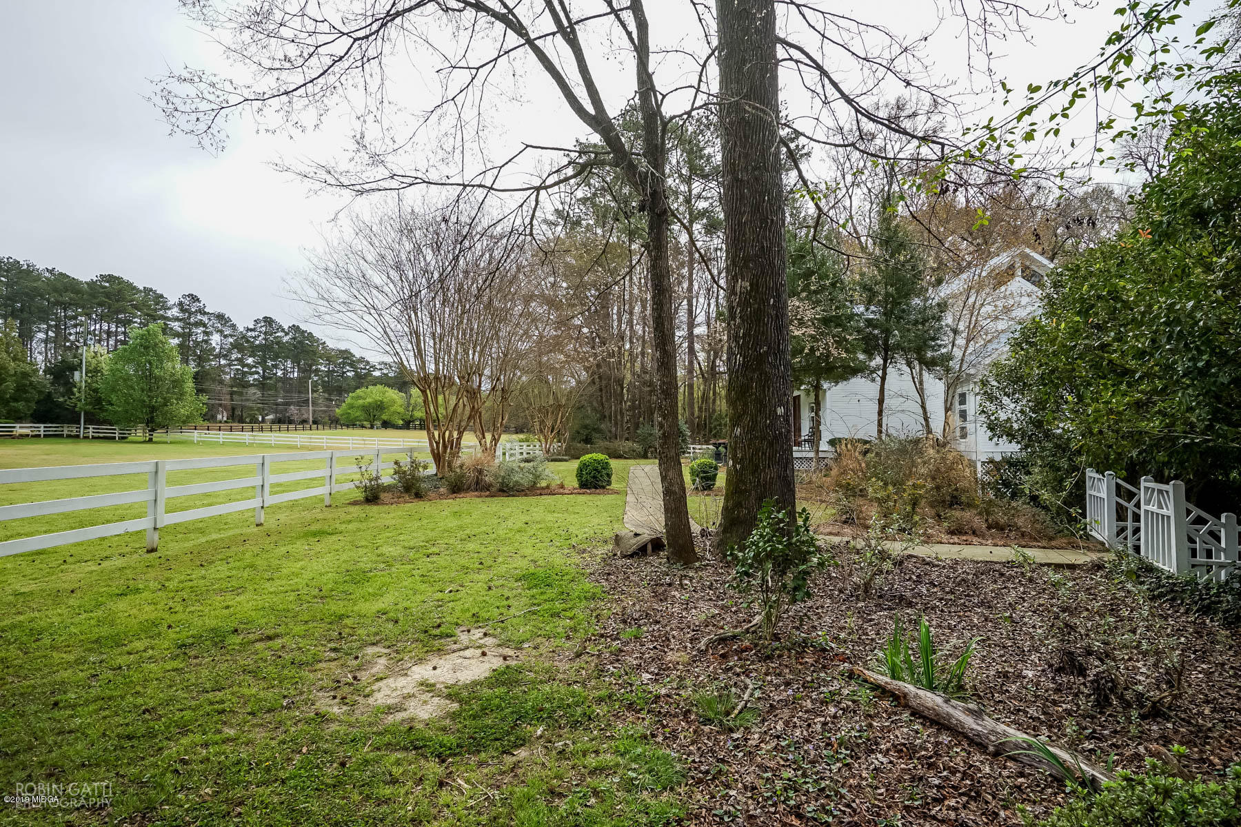 6150 Old Forsyth Road Macon, GA 31210 - Photo 3 of 50 a view of a park