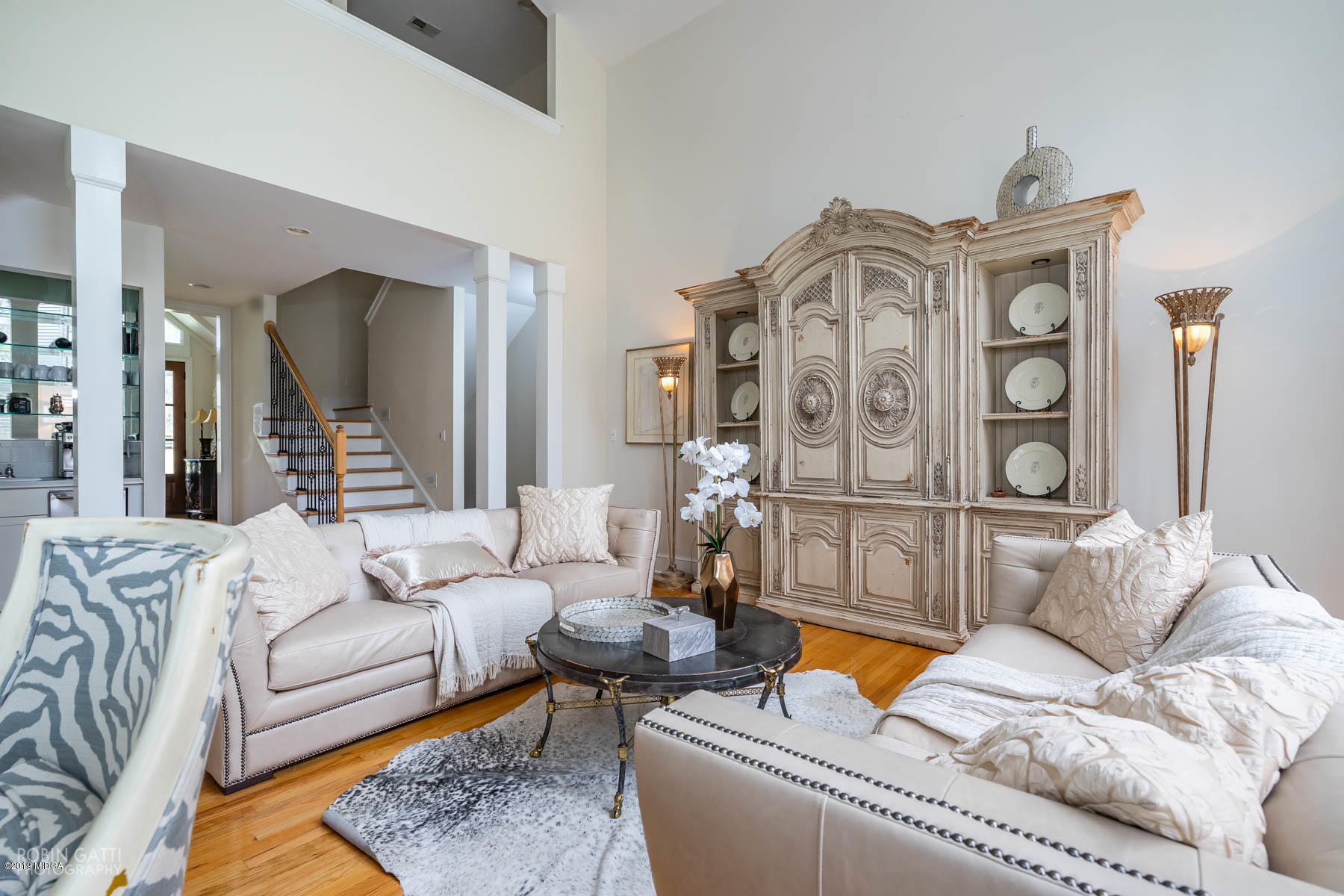 6150 Old Forsyth Road Macon, GA 31210 - Photo 28 of 50 a living room with furniture and a large mirror