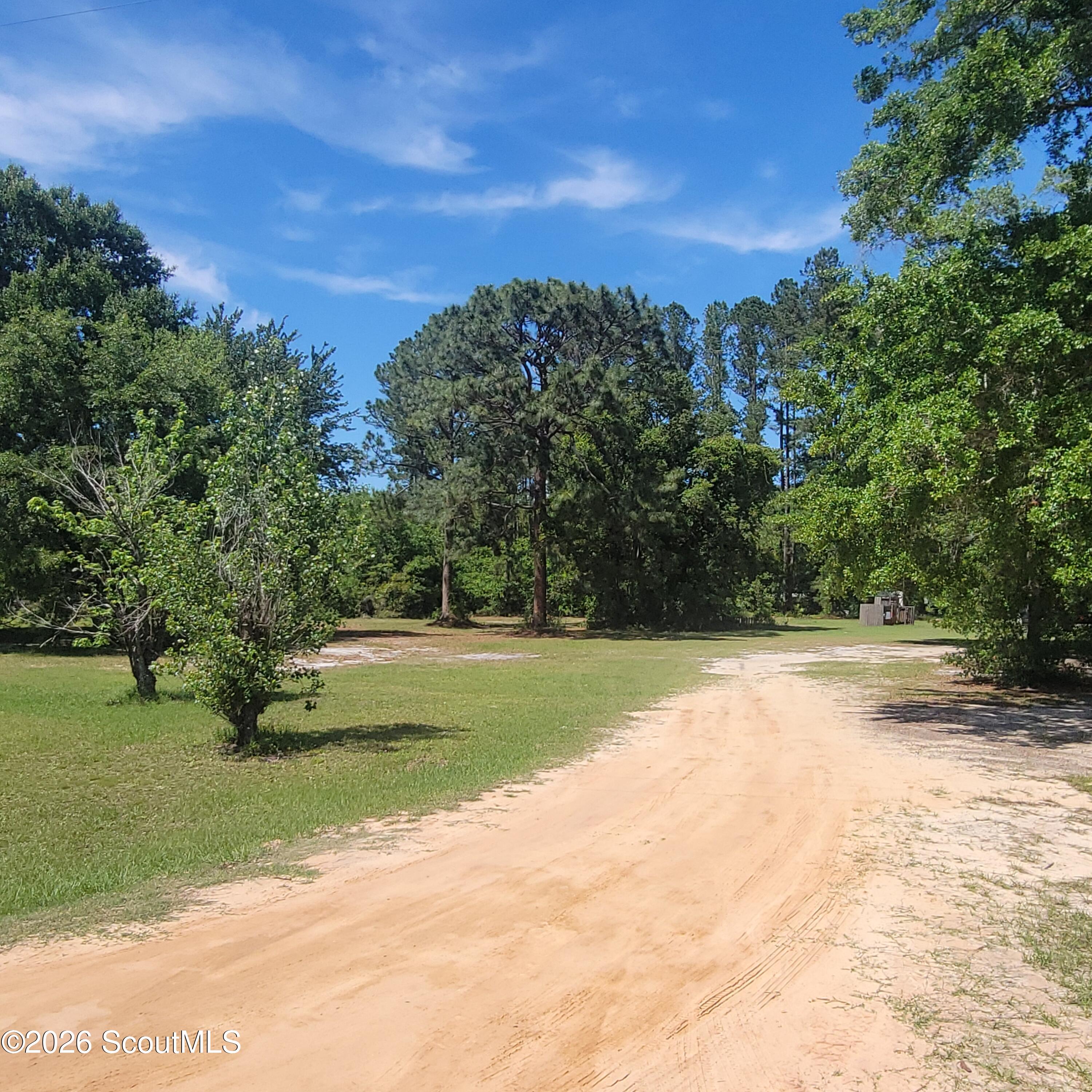 1611 Broadhurst Road West Screven, GA 31560 - Photo 13 of 15