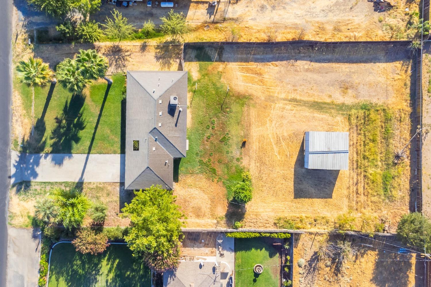 25612 Walden Avenue Madera, CA 93638 - Photo 7 of 33