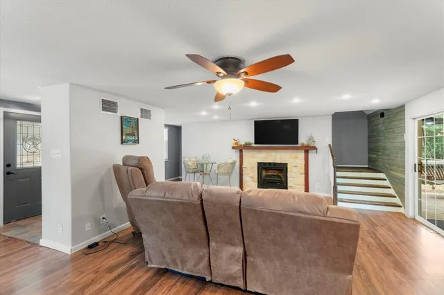 $1,400 | 6171 Inca Drive, Mabank, TX 75156