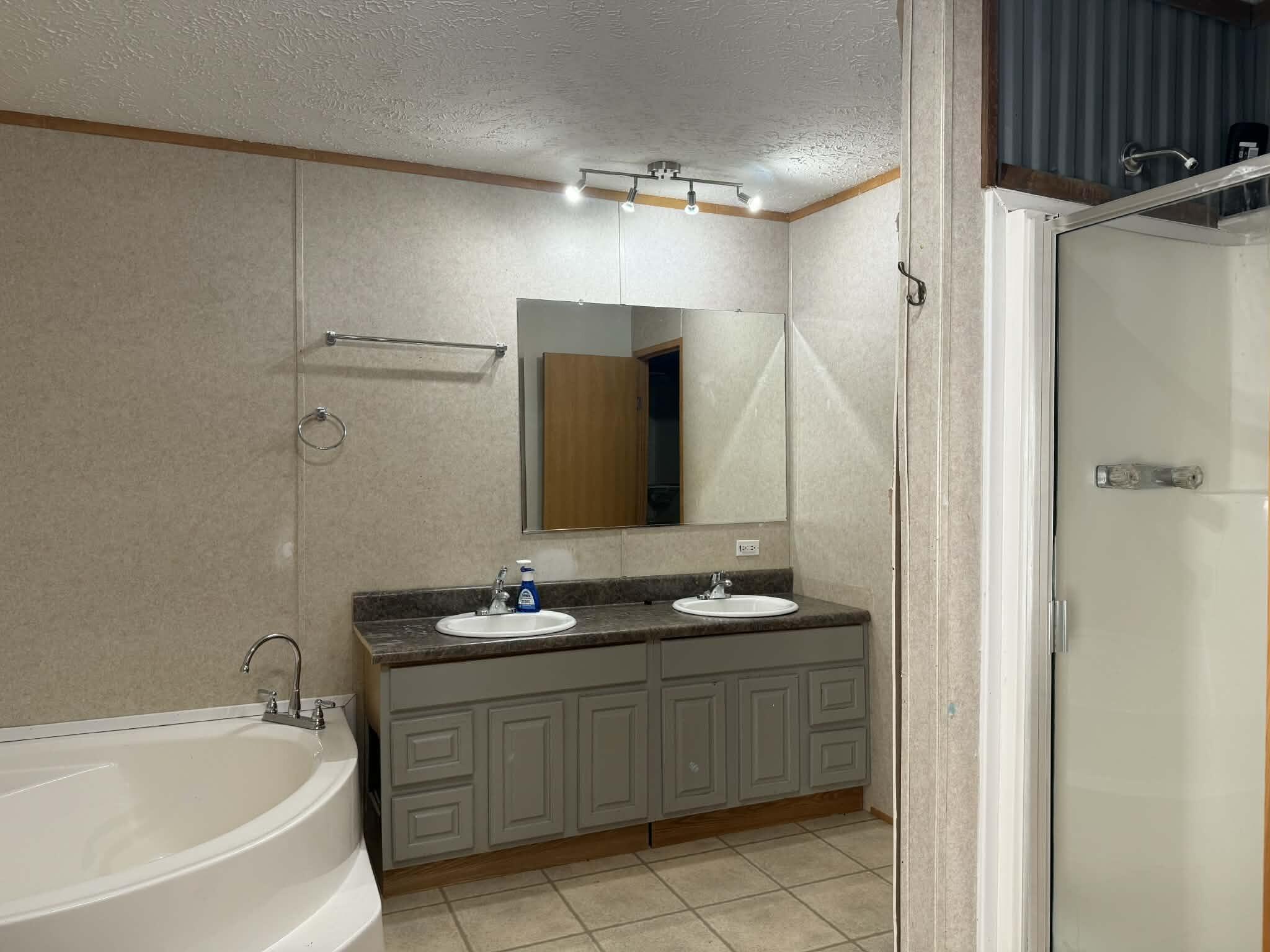 145 Rogers Road Birchwood, TN 37308 - Photo 11 of 17 75f533c7-6913-4c54-a1cb-43c3db4c63f3