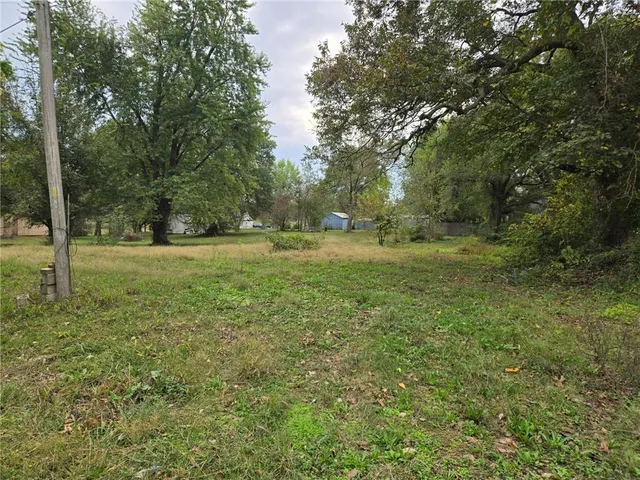 $20,000 | 304 East 4th Street, Urich, MO 64788