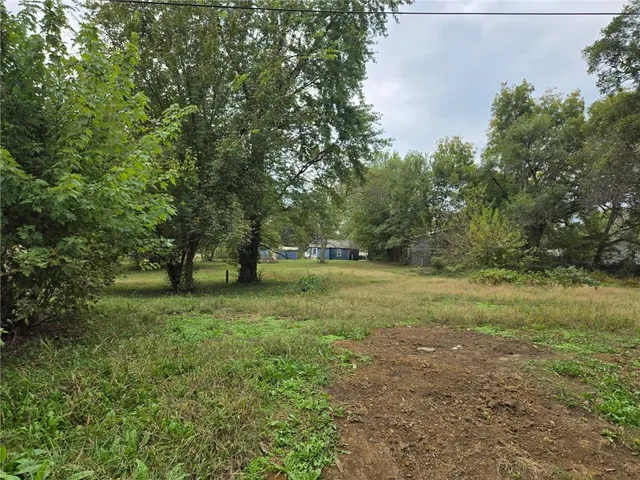 $20,000 | 304 East 4th Street, Urich, MO 64788