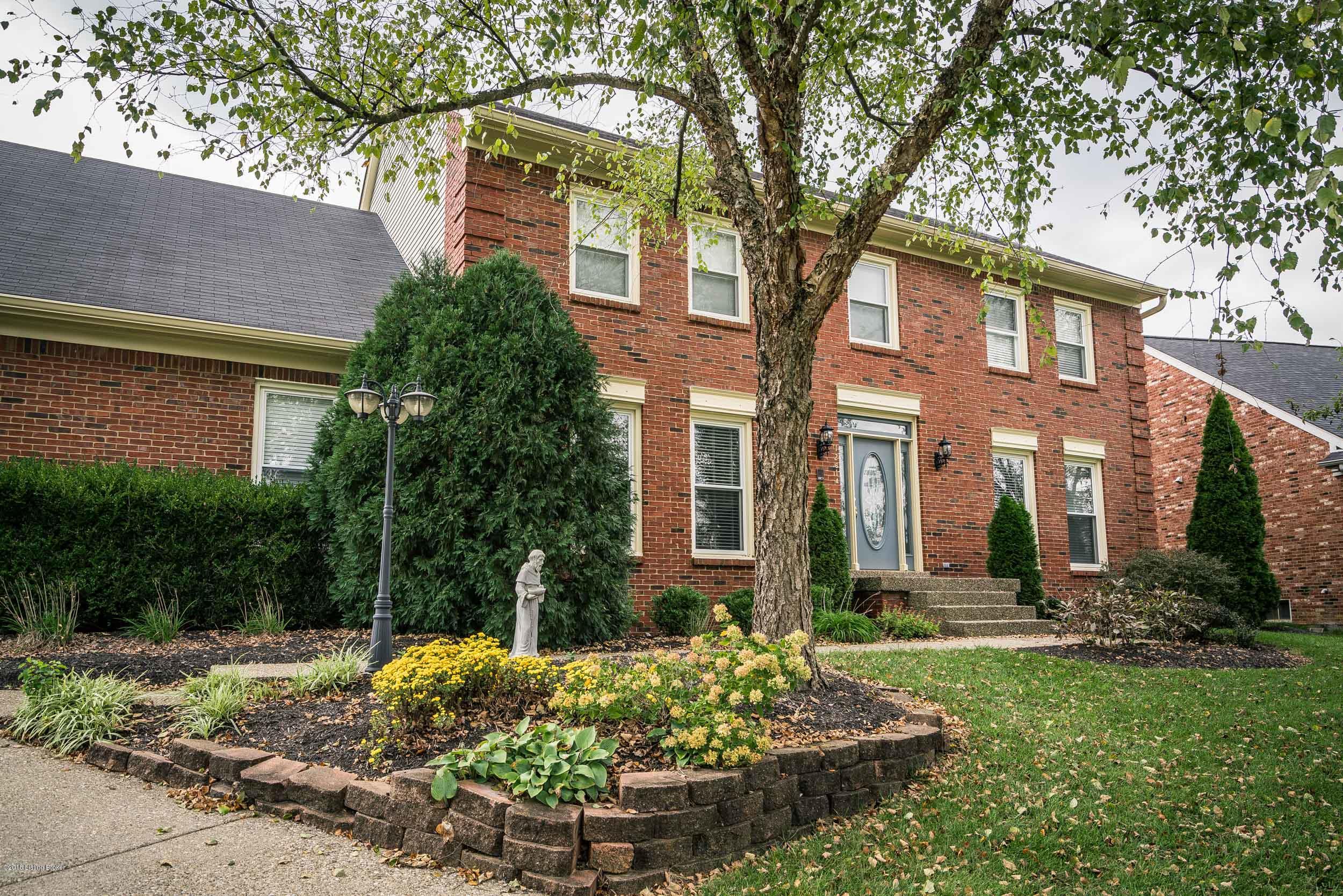 12614 Kirkham Road Louisville, KY 40299 - Photo 5 of 82 5