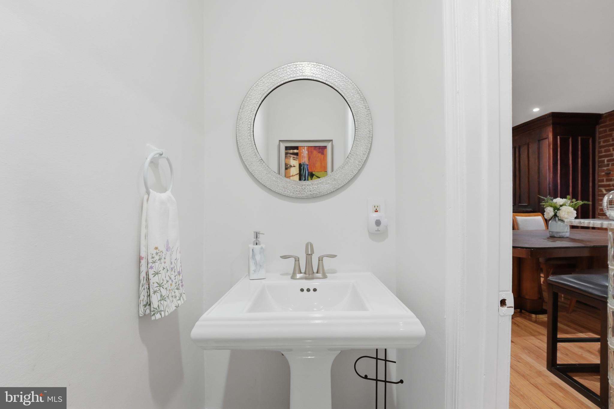 56 Adams Street Northwest Washington, DC 20001 - Photo 16 of 41