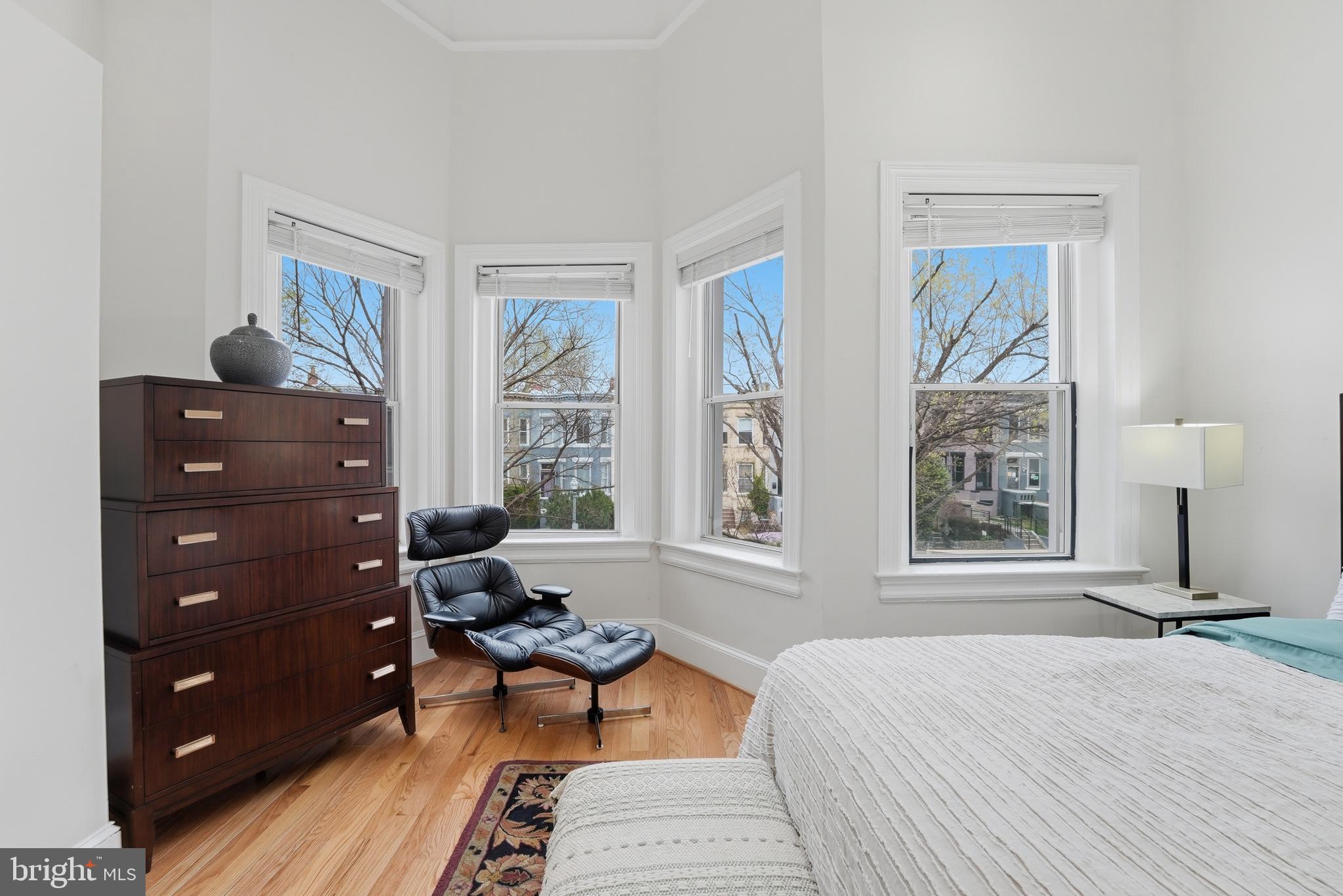 56 Adams Street Northwest Washington, DC 20001 - Photo 20 of 41