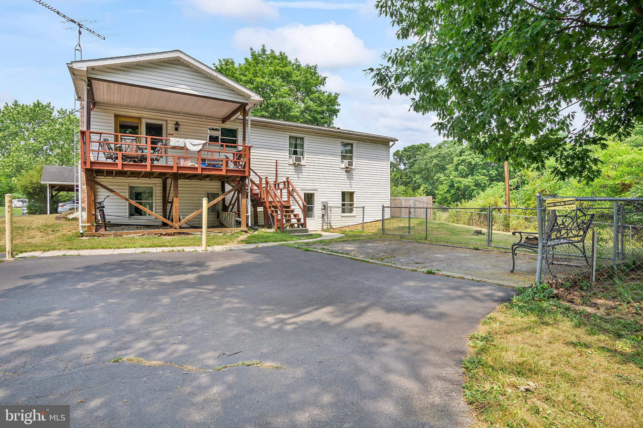 16923 Shinham Road Hagerstown, MD 21740 - Photo 10 of 42 Parking and fenced in area