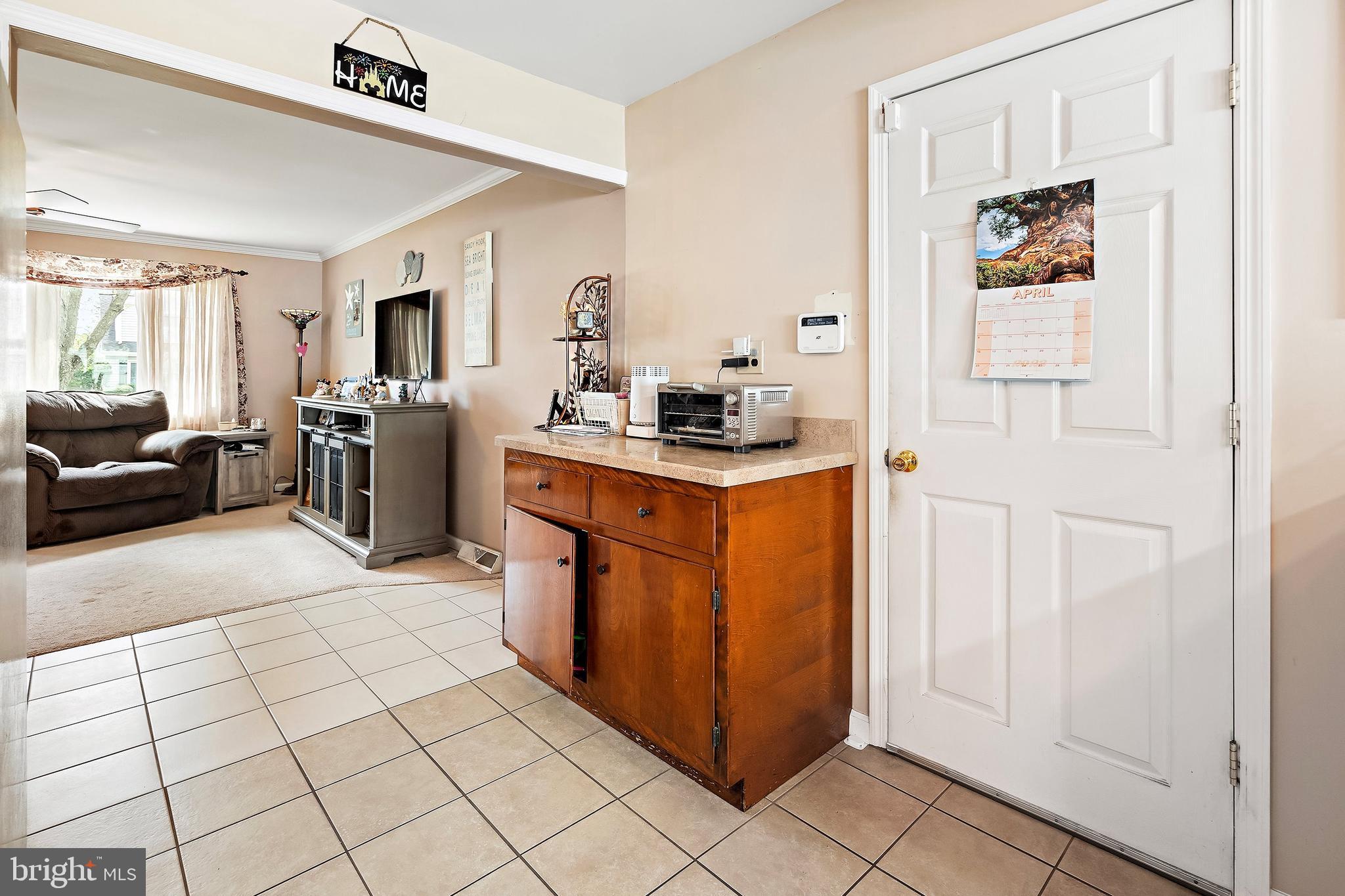 29 Appleton Drive Hazlet, NJ 07730 - Photo 7 of 28