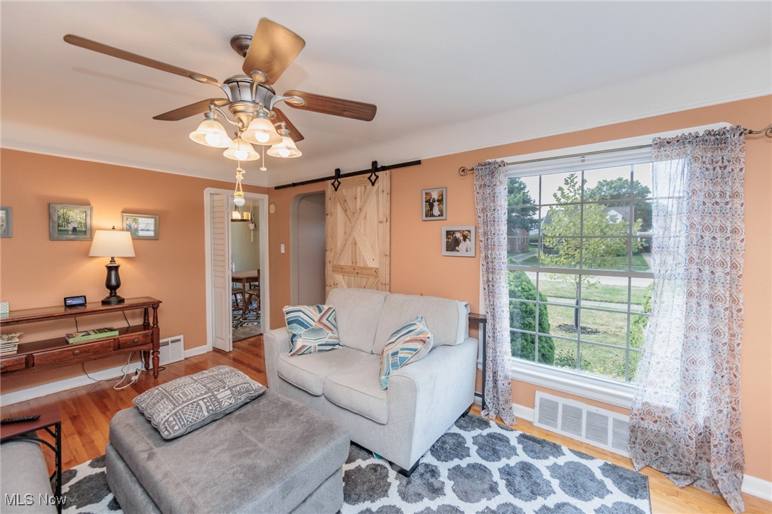 8020 Ackley Road Parma, OH 44129 - Photo 4 of 48