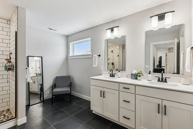 $5,800 | 7872 Jade Lane, Victoria, MN 55386