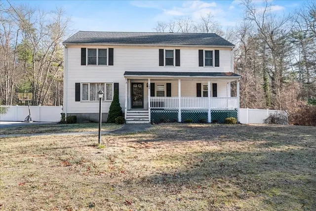 $749,900 | 198 Elm Street, Pembroke, MA 02359