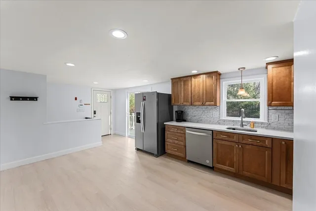 $749,900 | 198 Elm Street, Pembroke, MA 02359