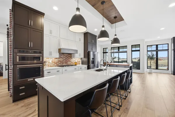 $919,000 | 3282 47th Avenue South, Fargo, ND 58104