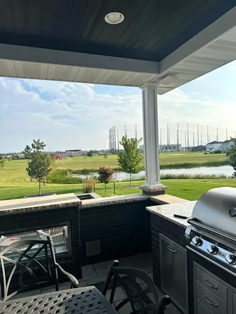 $919,000 | 3282 47th Avenue South, Fargo, ND 58104