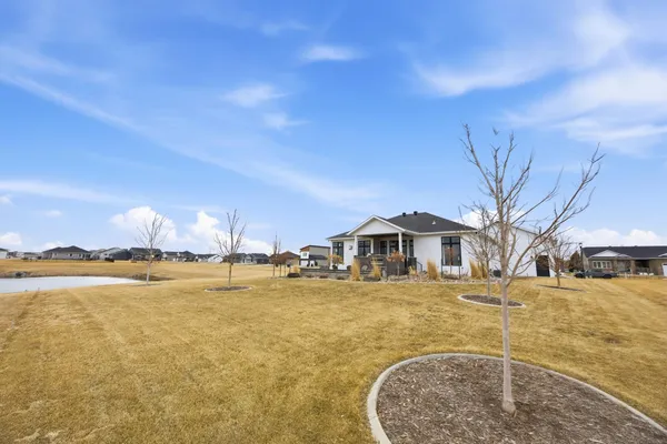 $919,000 | 3282 47th Avenue South, Fargo, ND 58104