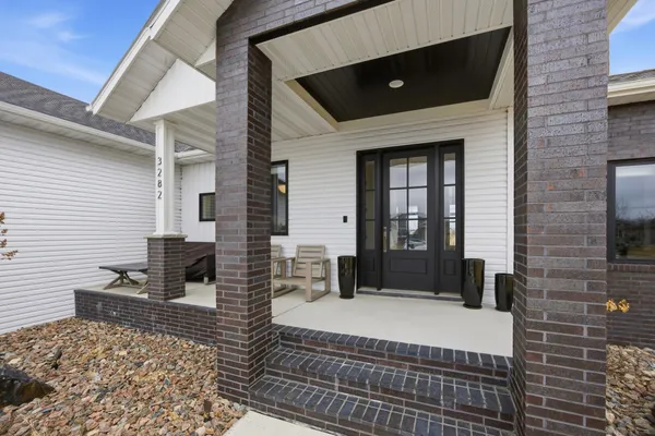 $919,000 | 3282 47th Avenue South, Fargo, ND 58104