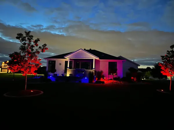 $919,000 | 3282 47th Avenue South, Fargo, ND 58104