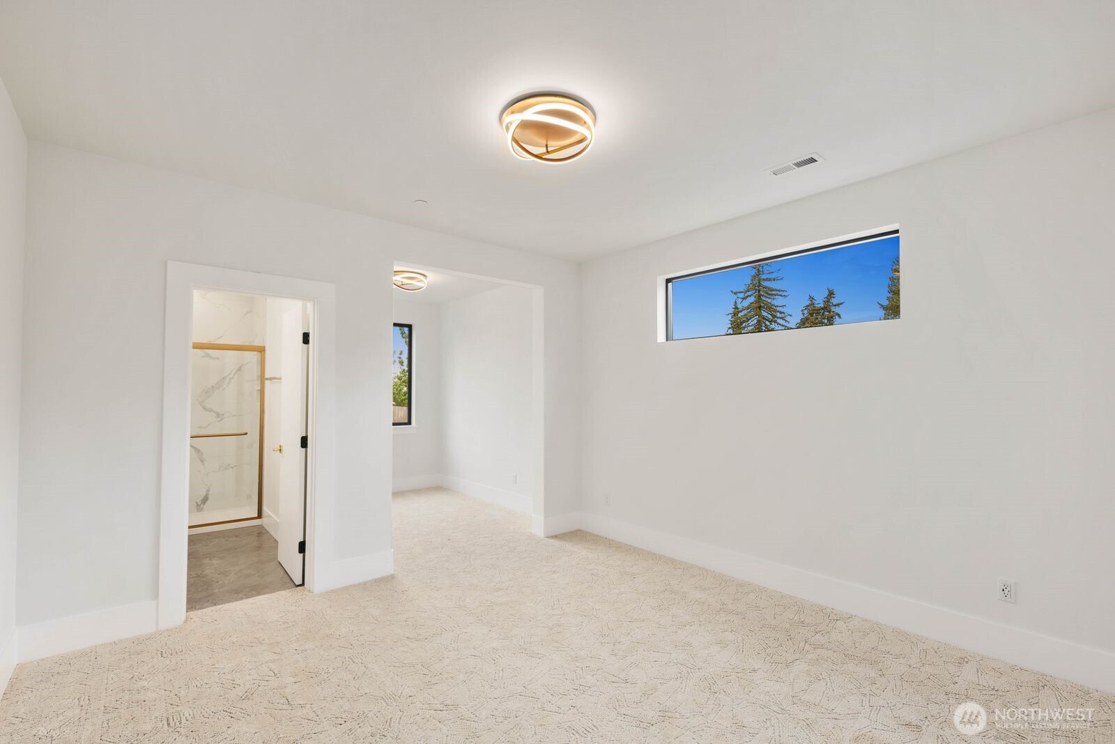 16219 Simonds Road Northeast Kenmore, WA 98028 - Photo 12 of 38