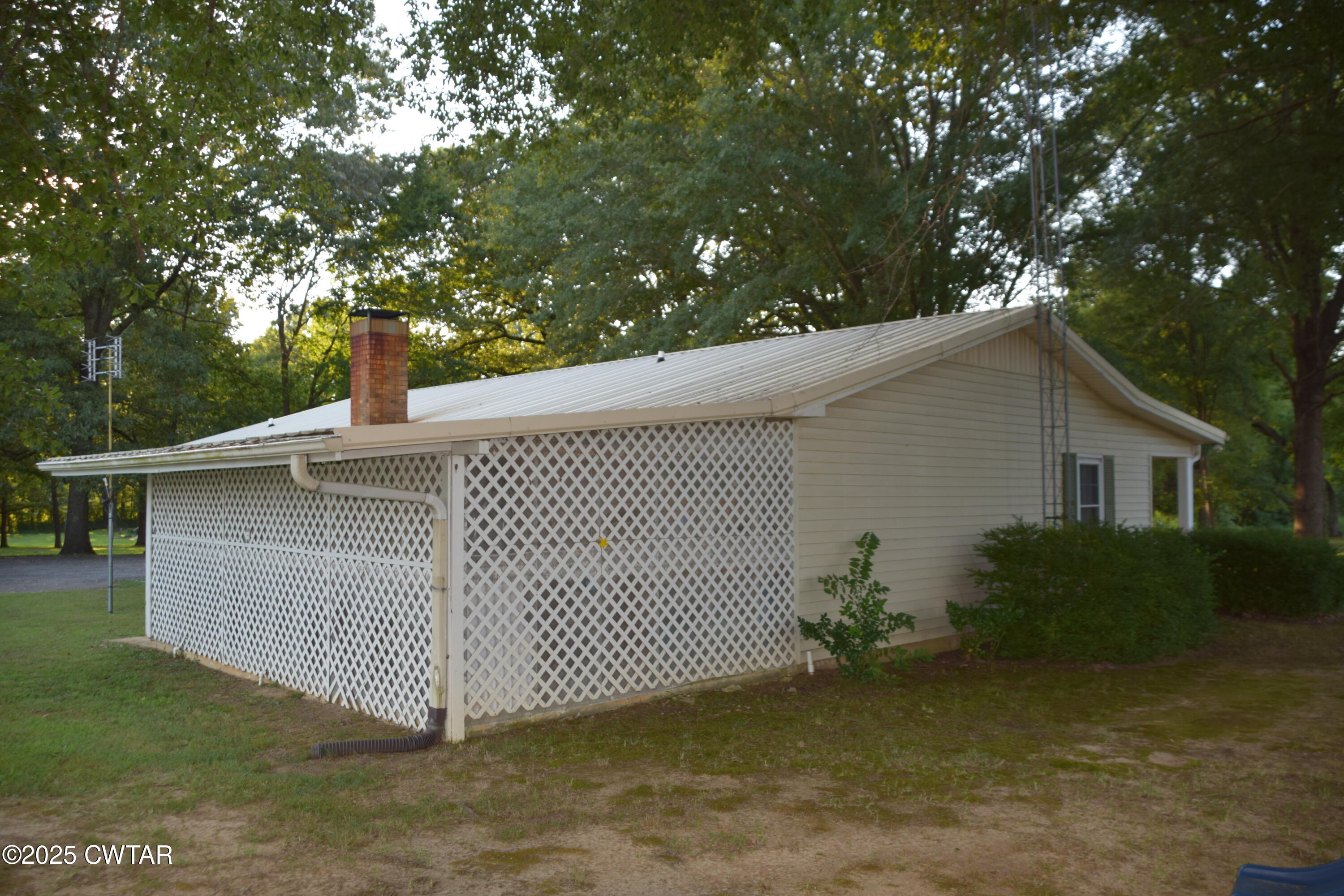 678 Farrow Road Alamo, TN 38001 - Photo 5 of 34 DSC_0261