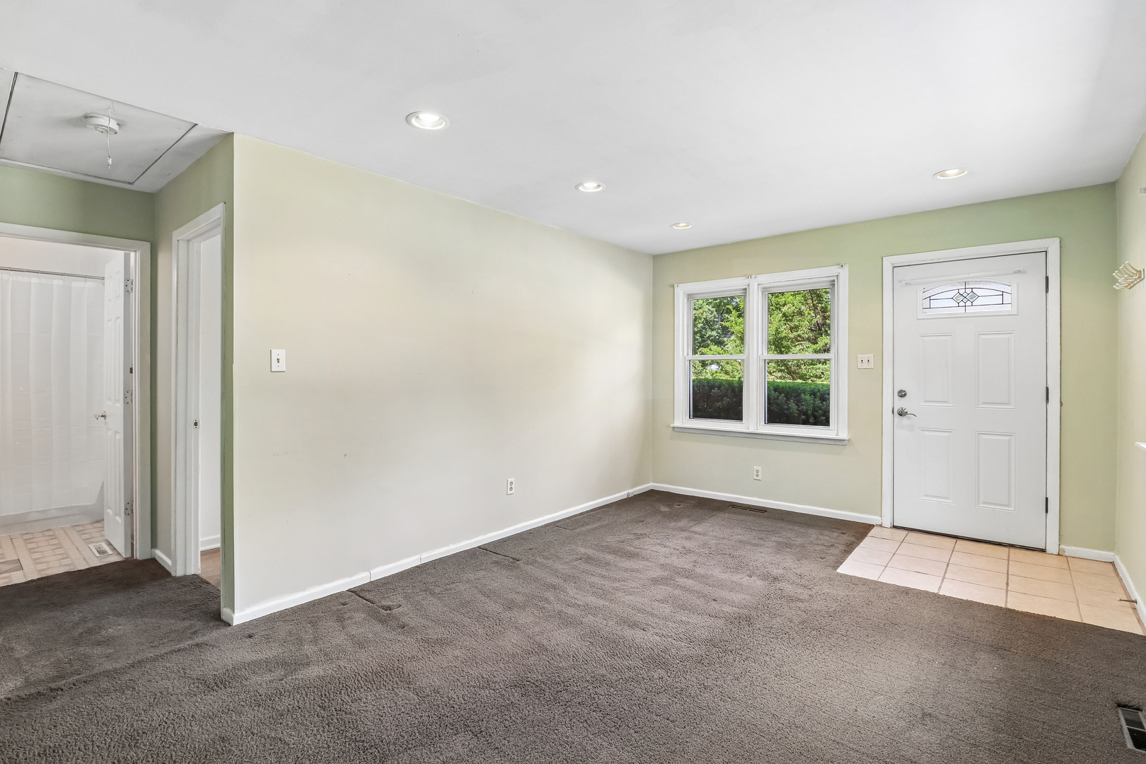 91 Bay Road Fox Lake, IL 60020 - Photo 5 of 26