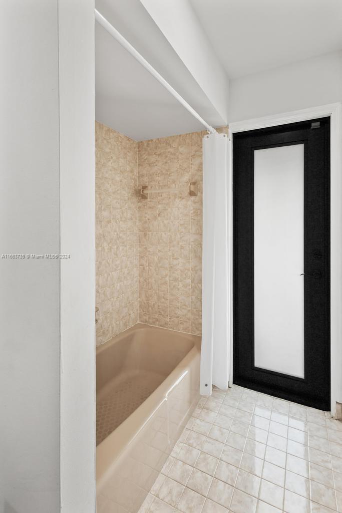 The Hammocks Miami, FL 33186 - Photo 17 of 62 a bathroom with a bathtub and a shower