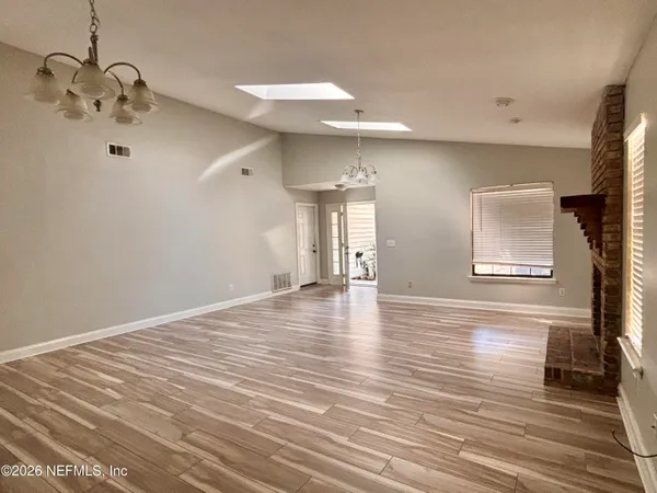 $1,900 | 5449 Fort Caroline Road, Jacksonville, FL 32277