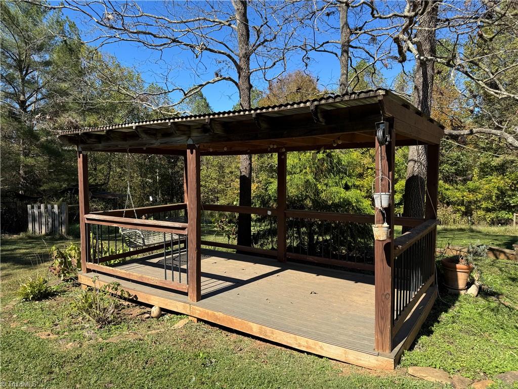 150 Teardrop Acres Way Elkin, NC 28621 - Photo 11 of 48