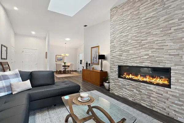 $420,500 | 4926 North Sherman Avenue, Unit H, Madison, WI 53704