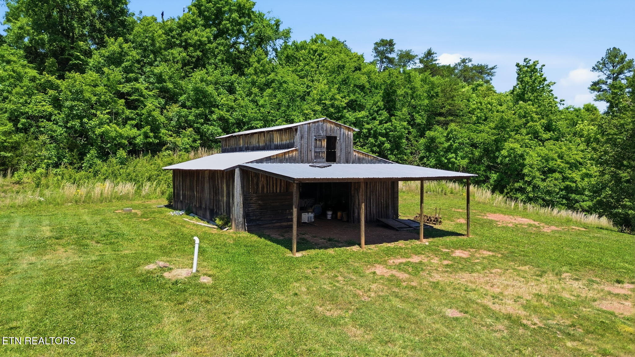 2121 Bales Road Knoxville, TN 37914 - Photo 32 of 35 43-web-or-mls-DJI_0028