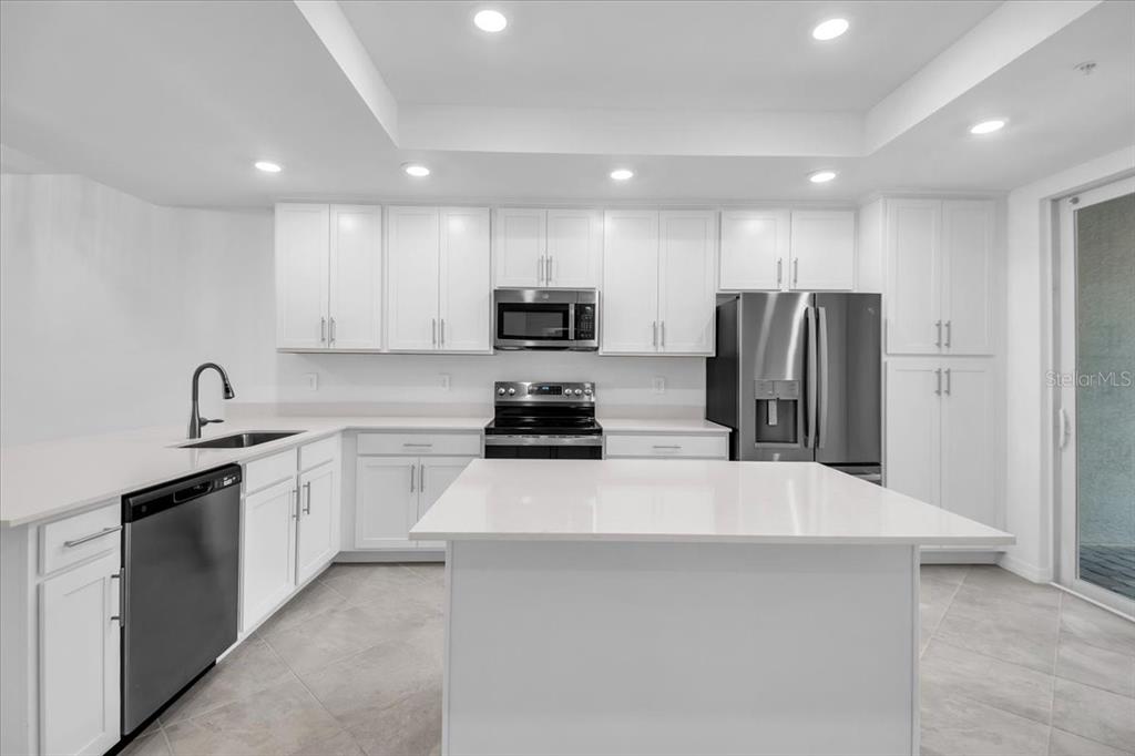 18923 Scallop Loop, Unit 102 Bradenton, FL 34211 - Photo 12 of 37