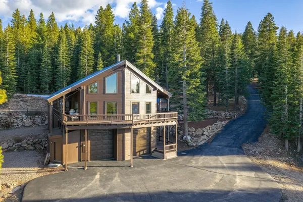 $1,700,000 | 16746 Tewksbury Drive, Truckee, CA 96161